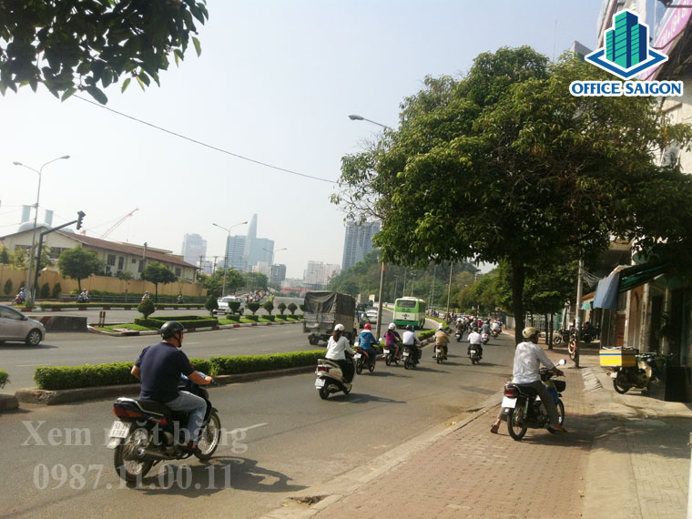 View đường Nguyễn Hữu Cảnh phía trước tòa nhà DP building