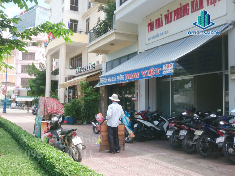 View mặt tiền phía trước tòa nhà Nam Việt building