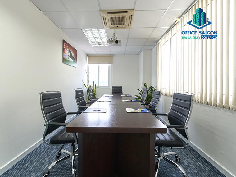 IBC Office cung cấp phòng họp chuyên nghiệp hiện đại cho doanh nghiệp.