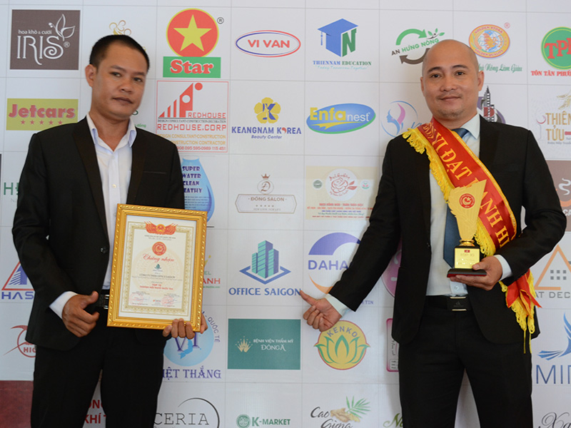 Office Saigon đạt top 10 thương hiệu mạnh quốc gia