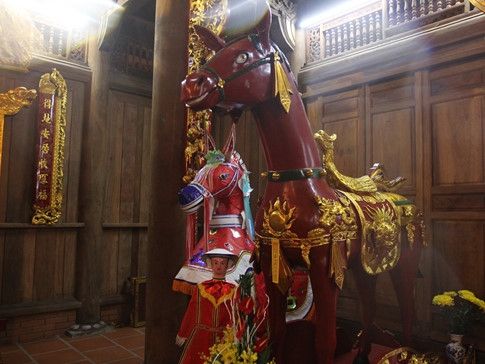 Choáng với nhà thờ tổ trăm tỉ bề thế của Hoài Linh ngày khánh thành