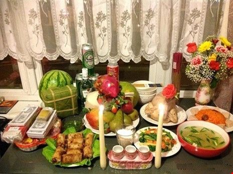 Ở nhà chung cư có cần cúng giao thừa ngoài trời?