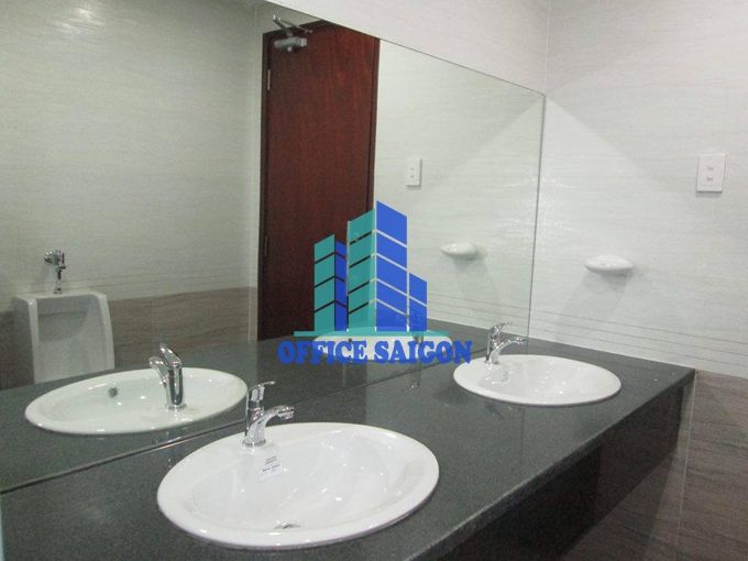 khu vực WC tòa nhà abtel tower
