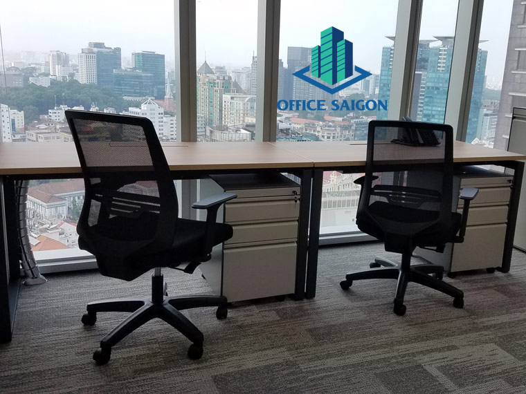 2 chỗ ngồi có view tại Saigon Centre 2 tower, văn phòng chia sẻ chuyên nghiệp