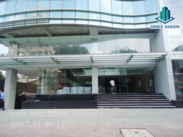 Mặt tiền phía trước tòa nhà Minh Long Tower quận 3