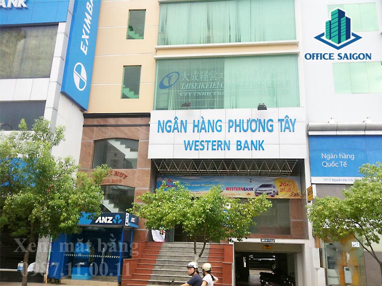 Mặt tiền phía trước tòa nhà Thái Huy building