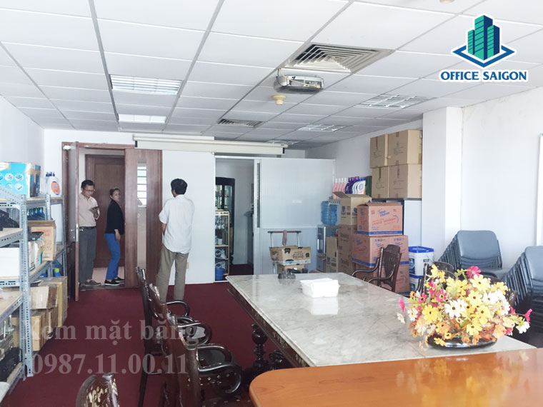 View diện tích 50m2 lầu 5 sắp trả tại Hoàng Triều building
