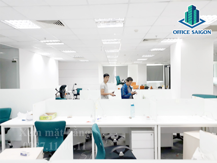 Một văn phòng cho thuê bao gồm nội thất tại Scetpa building