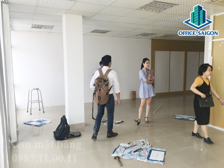 Diện tích cho thuê tại Viet Solution tuy nhỏ nhưng trần cao thông thoáng