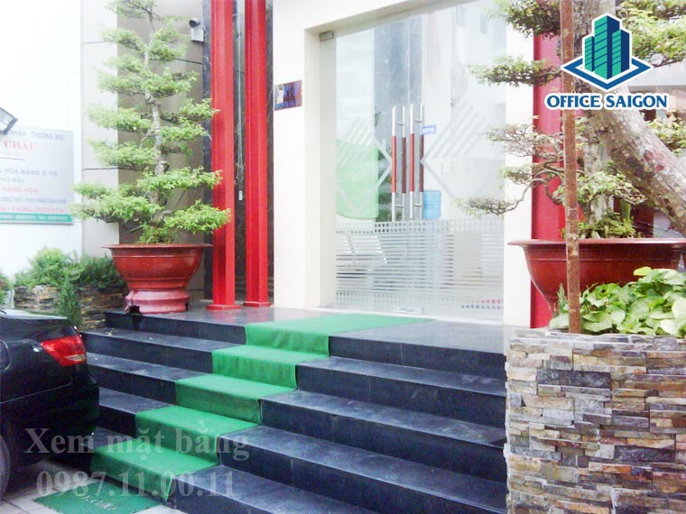Lối vào cao ốc văn phòng Lê Trí building
