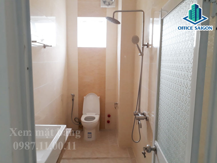 View hệ thống toilet nữ tại tòa nhà LQD building