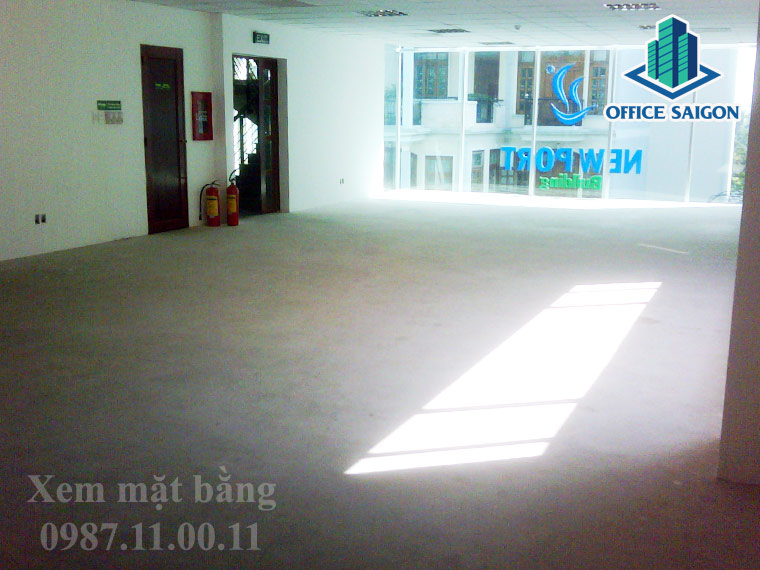 Một góc view khác của lầu 6 tại cao ốc văn phòng Newport building