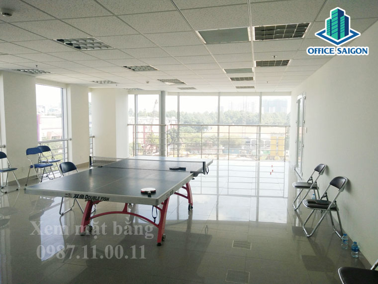 Một diện tích văn phòng làm nơi giải trí cho nhân viên tại Ocw Corp building