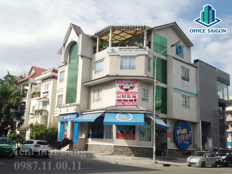 Tòa nhà Hoa Lan building nằm góc đường Hoa Phượng và Hoa Lan