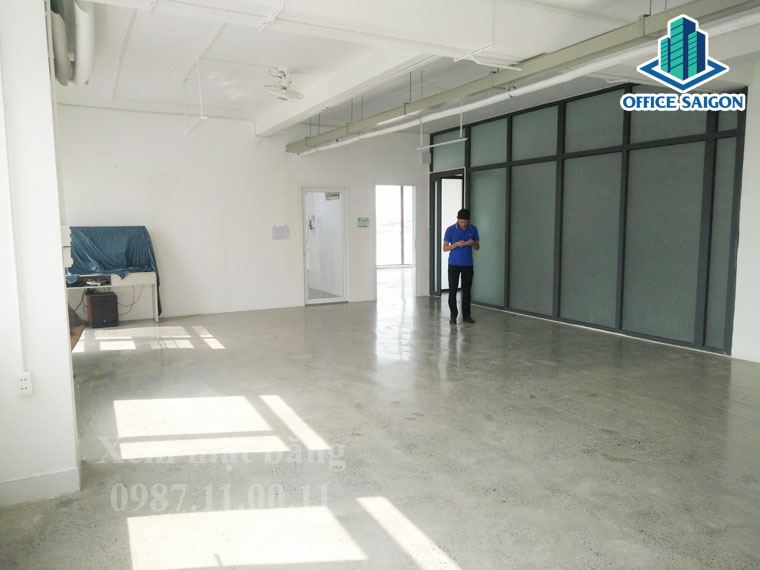 Khách hàng khác xem mặt bằng tại Lutaco building quận Phú Nhuận