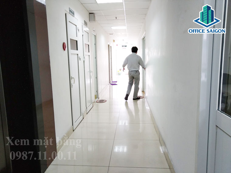 Hành lang, lối đi chung tại Gia Thy khá thông thoáng
