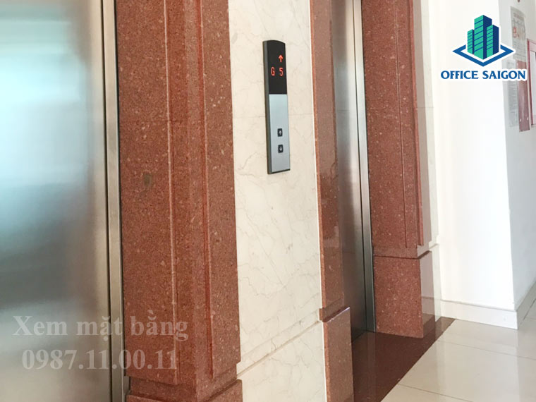 Hệ thống 2 thang máy tại tòa nhà văn phòng Arirang building