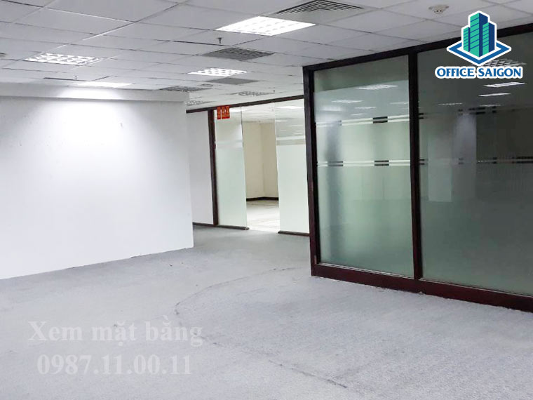 Một văn phòng khách vừa trả vẫn còn fitout tại Inthanhnien building