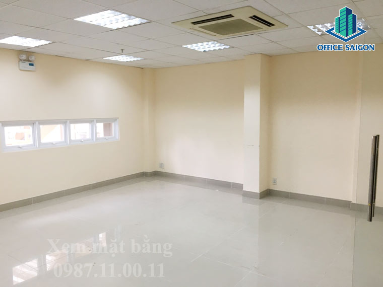 Mặt bằng cho thuê tại Văn Oanh building trần cao thông thoáng