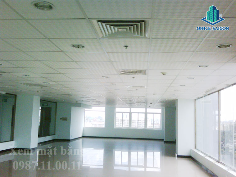 Trần tại tòa nhà M Star building được trang bị khá đầy đủ