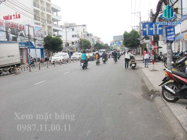 View đường Phan Đang Lưu phía trước tòa nhà MPC building