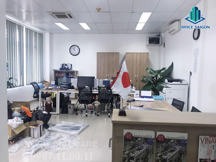 Một góc view của phòng 120m2 tại Dương Anh building sắp hết hợp đồng