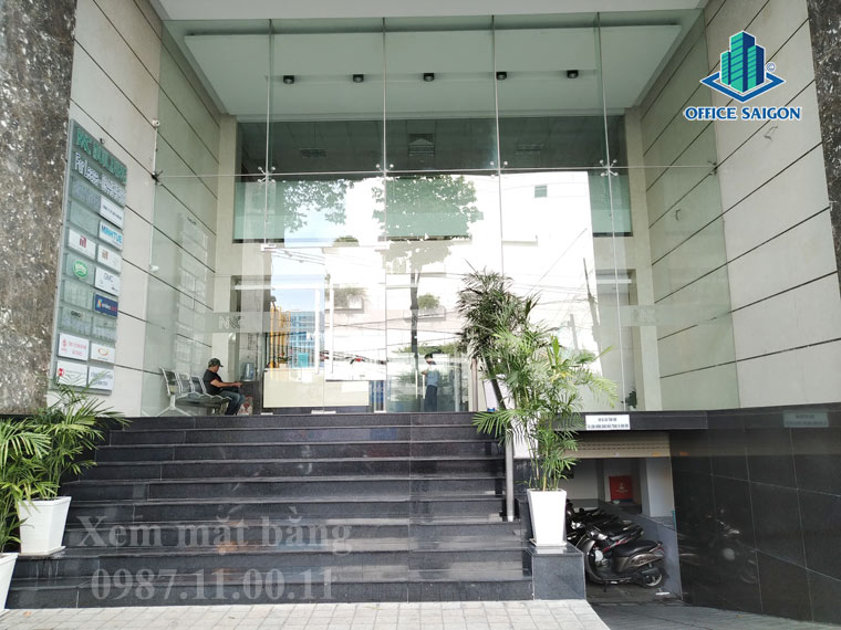 View lối đi vào cổng chính tại tòa nhà NNC building