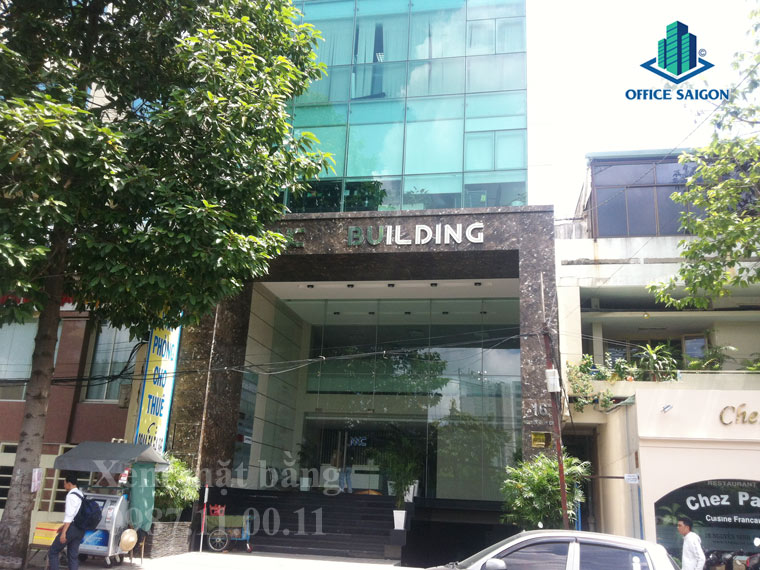 View mặt tiền phía trước tòa nhà NNC building đường Nguyễn Đình Chiểu