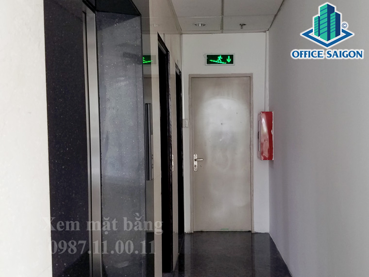 Lối ra thoát hiểm tại HSC Building