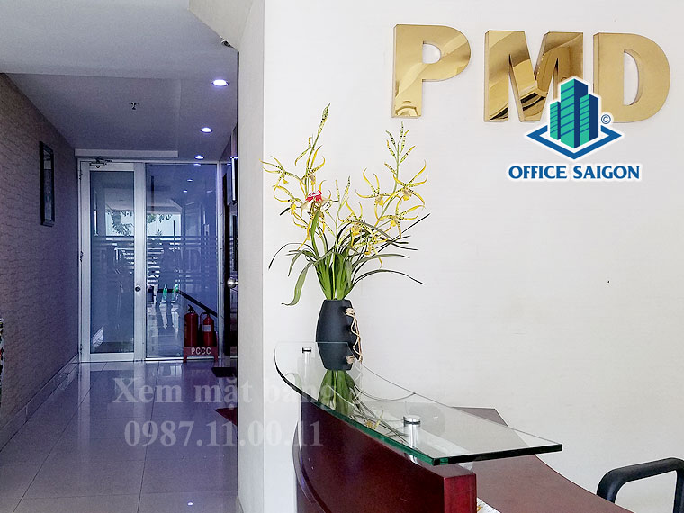 Lễ tân tại Phú Mã Dương văn phòng cho thuê quận 7
