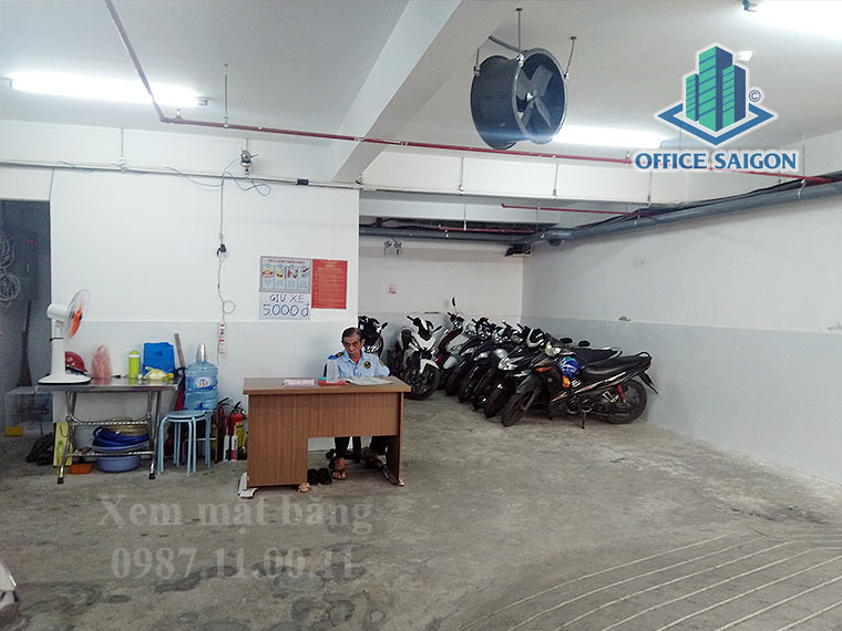 Hầm giữ xe rộng rãi tại Mily Building quận 3