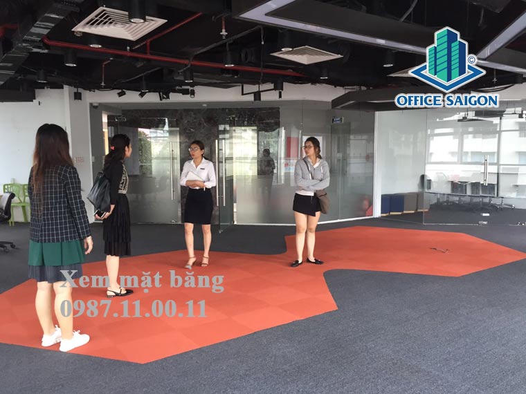Quảng lý văn phòng cho thuê Beta Tower quận 1 hỗ trợ khách xem diện tích trống