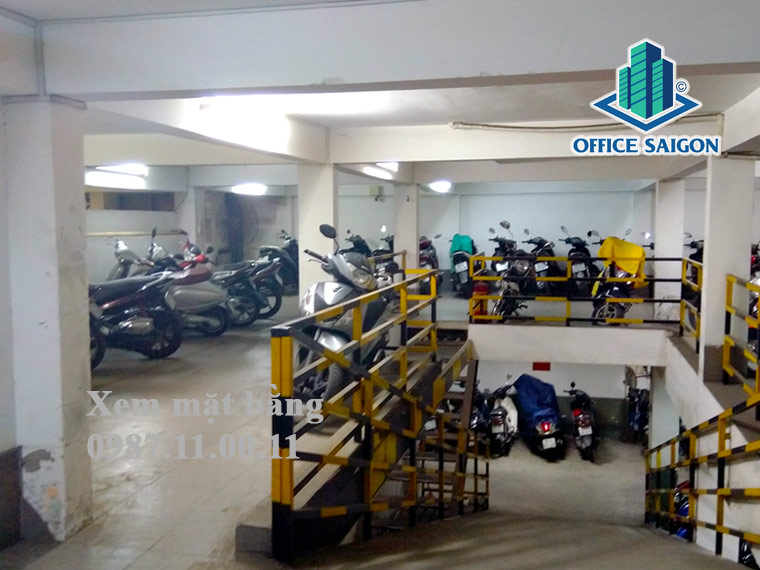 Hầm giữ xe tại văn phòng cho thuê Nahi Building quận 3