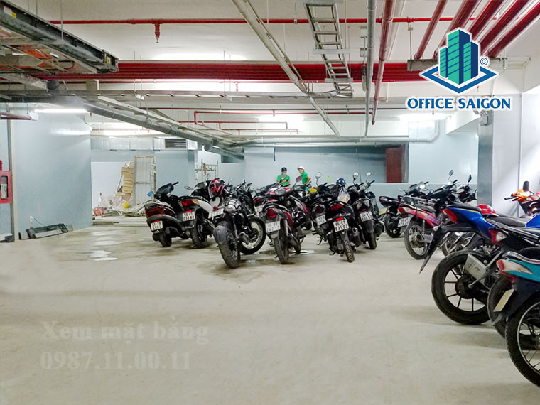 Tầng hầm giữ xe tại cao ốc cho thuê văn phòng Vina Building quận Bình Thạnh
