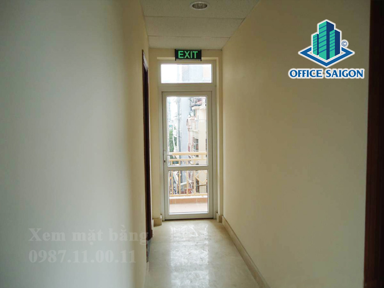 Lối thoát hiểm tại văn phòng cho thuê Saigon Land Building quận 1