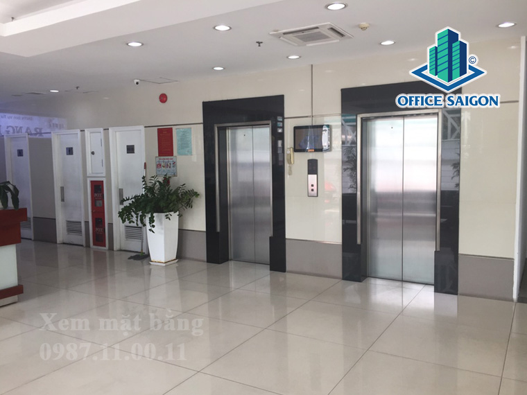 Thang máy tốc độ cao tại văn phòng cho thuê Harmony Tower quận 1