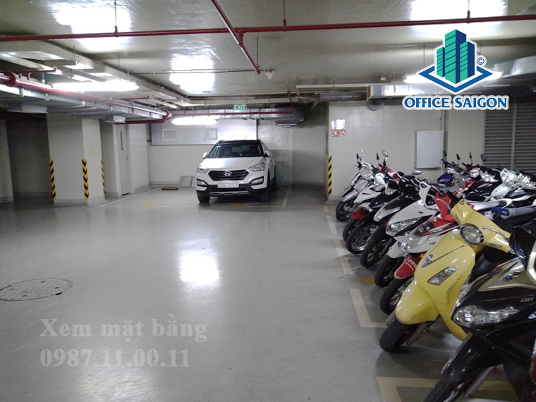 Hầm giữ xe có diện tích lớn tại toà nhà Rosana Tower quận 1