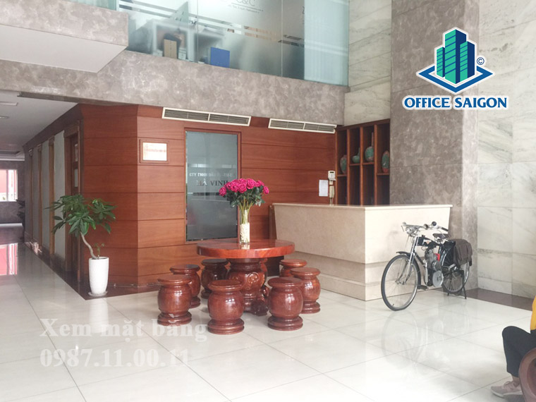 Lễ tân sang trọng tại văn phòng cho thuê AGE Building quận 1