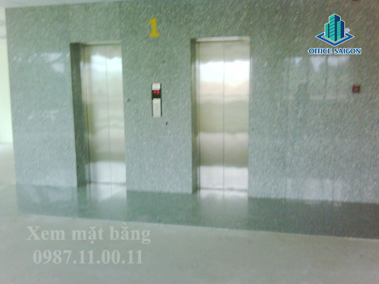 View hệ thống thang máy tại Đỗ Trần building đường Nguyễn Thị Minh Khai