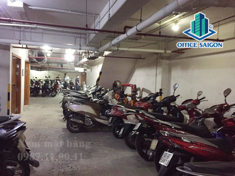 Hầm giữ xe tại toà nhà Iwa Square Building quận 1