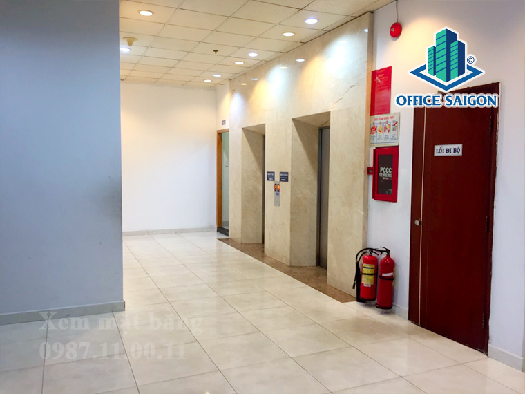 Thang máy tốc độ cao tại văn phòng cho thuê MB Bank Building quận 3
