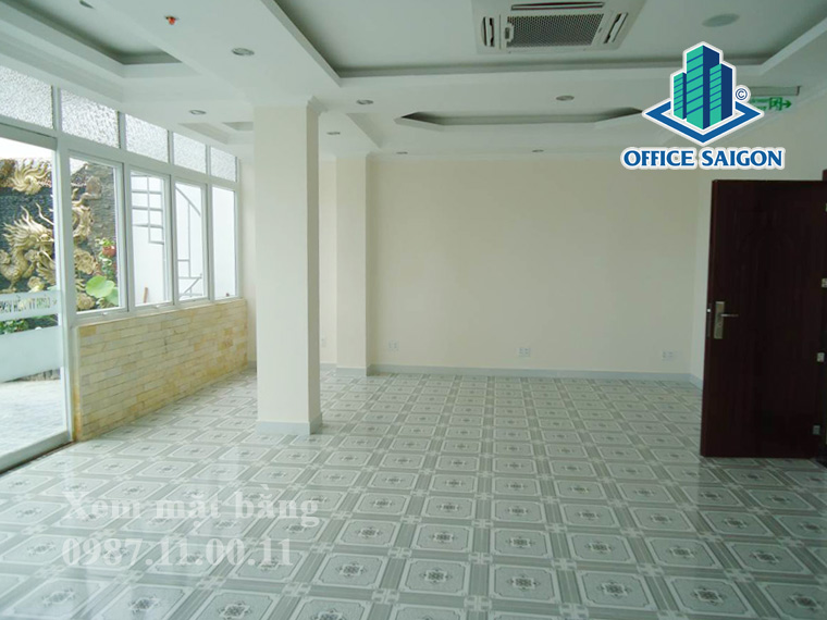 Mặt bằng tại tầng thượng tòa nhà cho thuê văn phòng Tiến Vinh Building quận 3