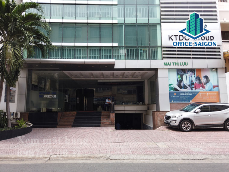 Lối vào hầm giữ xe của tòa nhà cho thuê văn phòng Huy Sơn Building quận 1