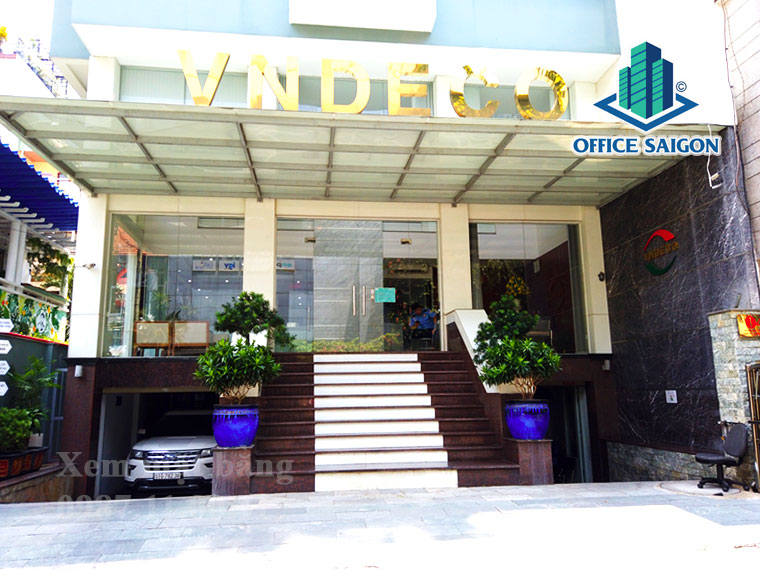 Lối vào văn phòng cho thuê tại tòa nhà VNDECO Building Quận 1