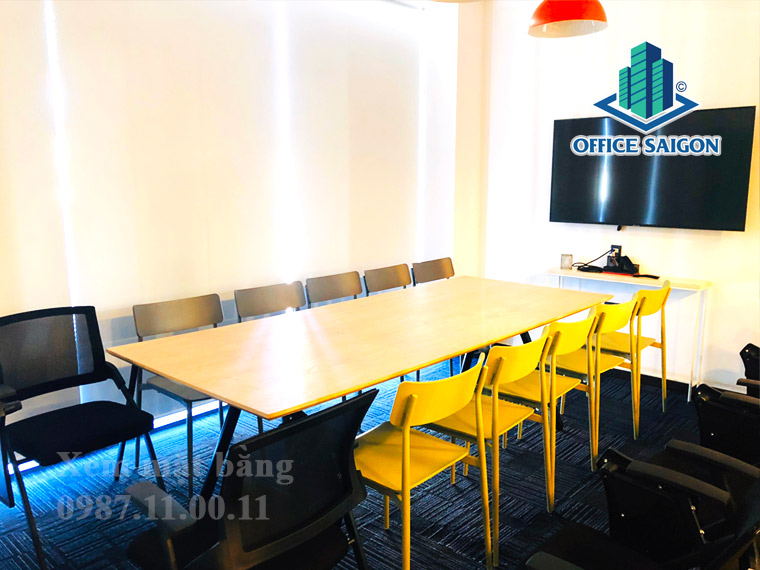 Phòng họp tiện ích dành cho khách tại tòa nhà cho thuê văn phòng Medianet Building Quận 3
