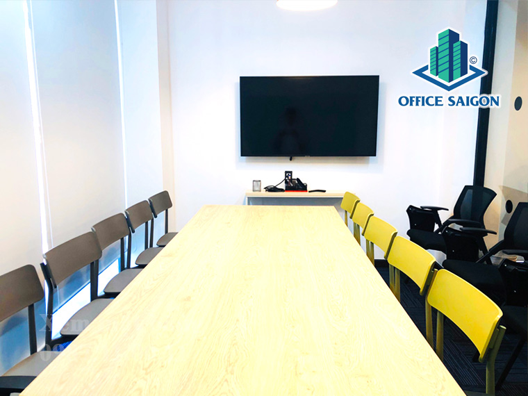 Phòng họp tiện ích dành cho khách thuê tại tòa nhà cho thuê văn phòng Medianet Building Quận 3