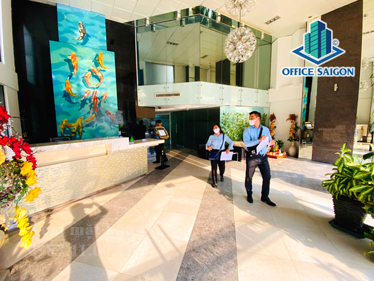 Sảnh lễ tân tại tòa nhà cho thuê văn phòng IDD Building Quận 1