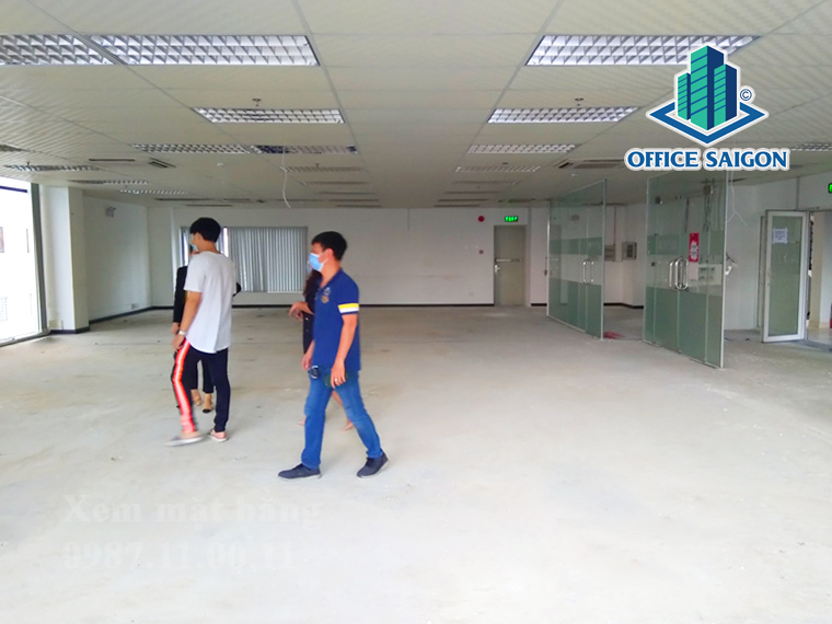 Khách thuê mặt bằng tại tòa nhà cho thuê văn phòng Đại Phúc Tower Quận Bình Thạnh