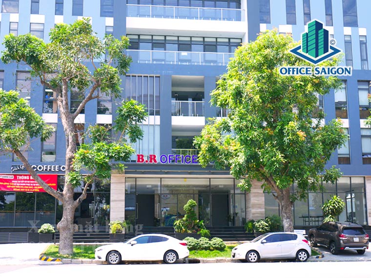 Phía trước tòa nhà cho thuê văn phòng B&R Office Building Quận 7