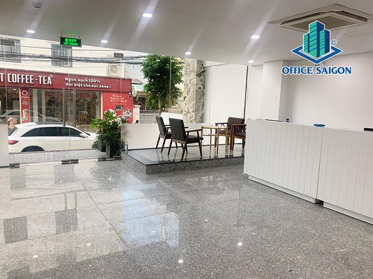 Không gian tại tầng trệt văn phòng cho thuê Head building quận Tân Bình